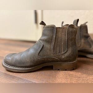 Men’s Skechers Distressed Leather Chelsea Boot Pemex Setro Boots size 9.5